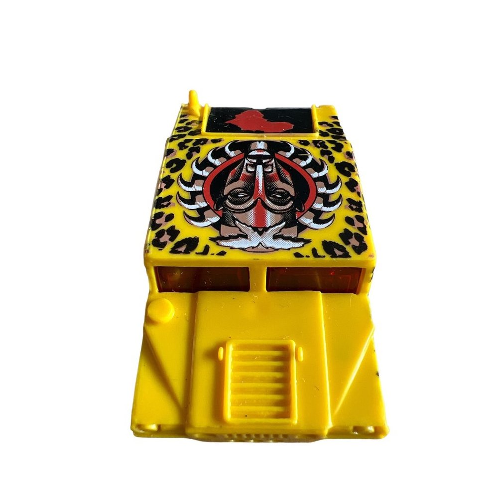 Hot Wheels Leopard Safari AM General Corp Yellow Humvee Dated From‎ 2004